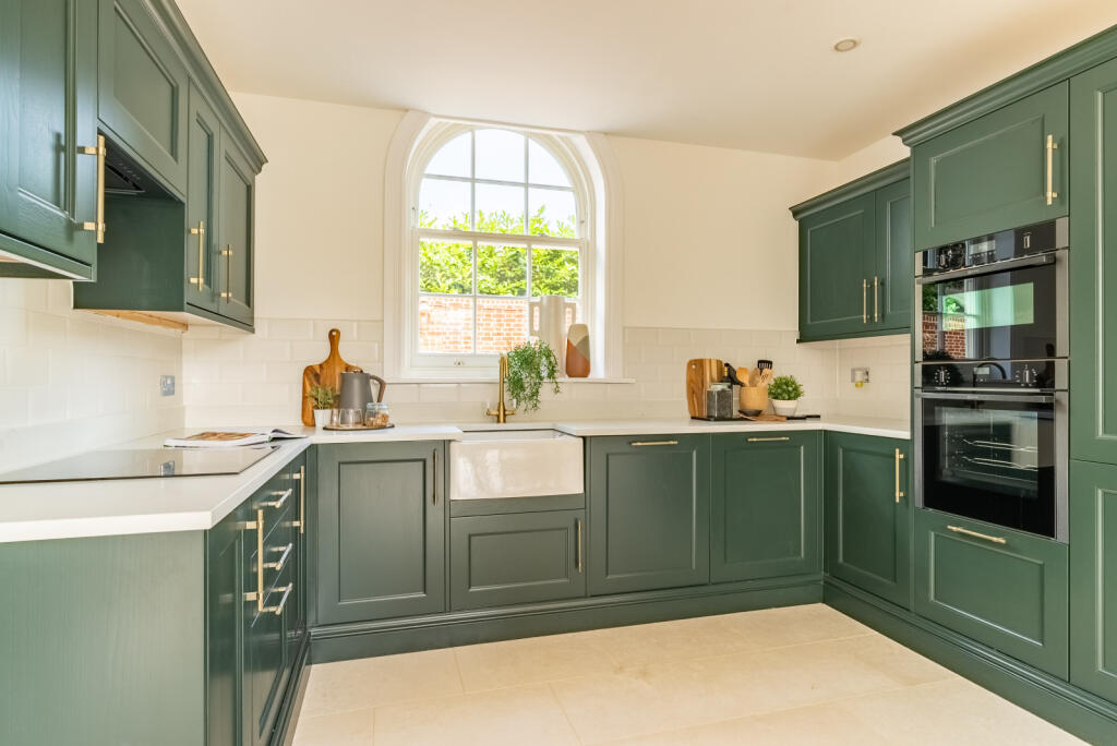 Additional property image - Bowgate Mews, St. Peters Close, St. Albans, Hertfordshire, AL1