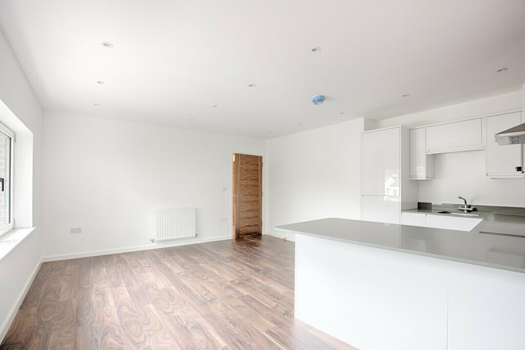 Additional property image - Lower Dagnall Street, St Albans, Herts, AL3