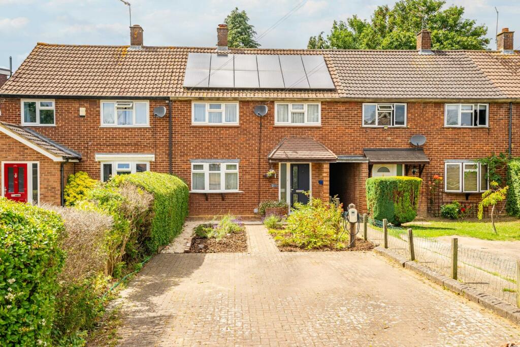 Main image of property: Birchwood Way, Park Street, St. Albans, Hertfordshire, AL2