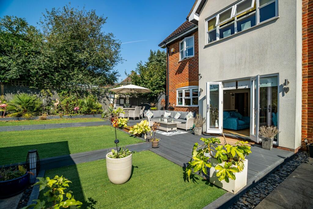 Additional property image - Watford Road, St. Albans, Hertfordshire, AL2