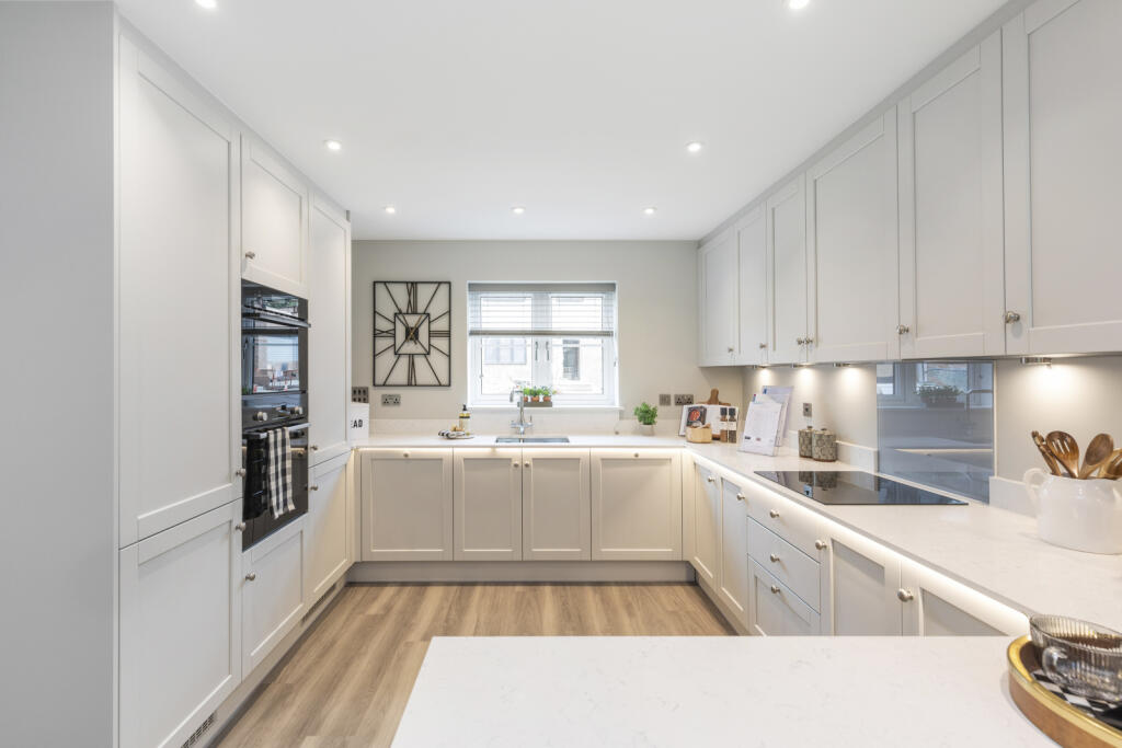Additional property image - Acer Close, Frogmore, St. Albans, Hertfordshire, AL2