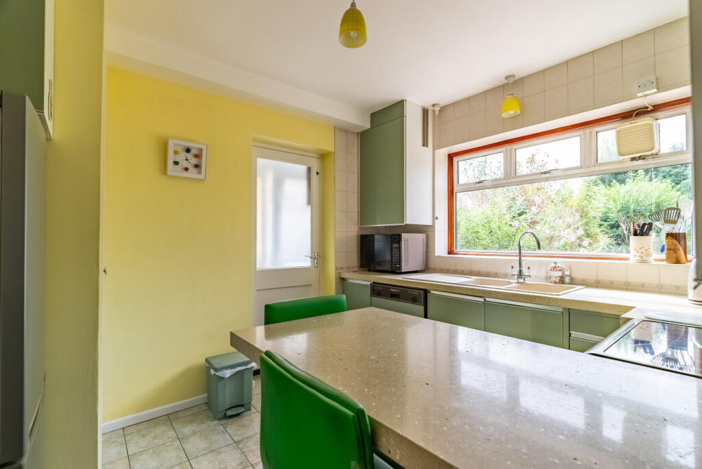 Additional property image - Foxcroft, St. Albans, Hertfordshire, AL1