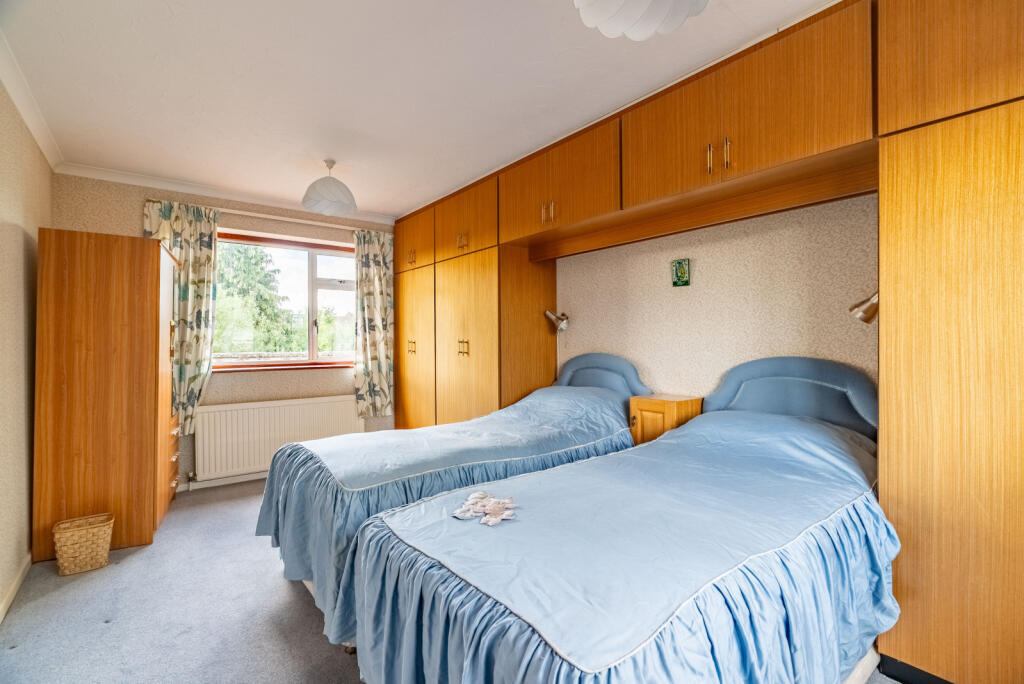 Additional property image - Foxcroft, St. Albans, Hertfordshire, AL1
