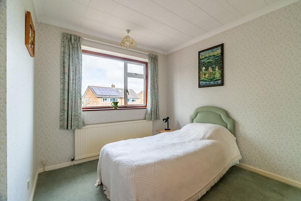 Additional property image - Foxcroft, St. Albans, Hertfordshire, AL1