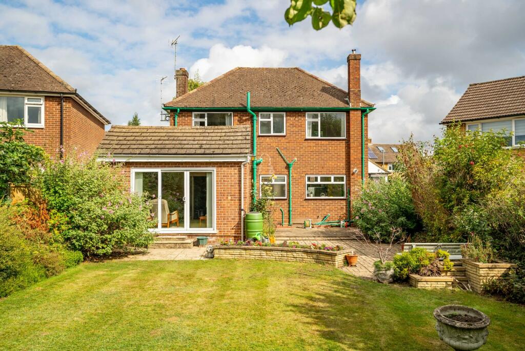Additional property image - Foxcroft, St. Albans, Hertfordshire, AL1