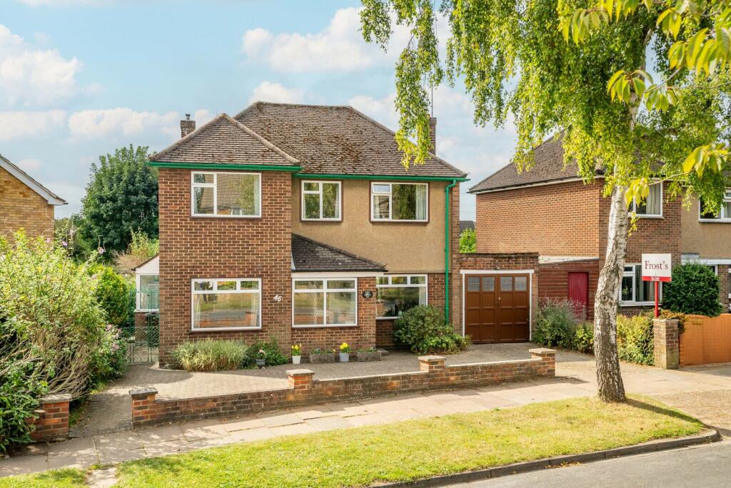 Additional property image - Foxcroft, St. Albans, Hertfordshire, AL1