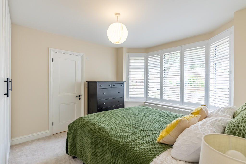 Additional property image - Stanley Avenue, St. Albans, Hertfordshire, AL2