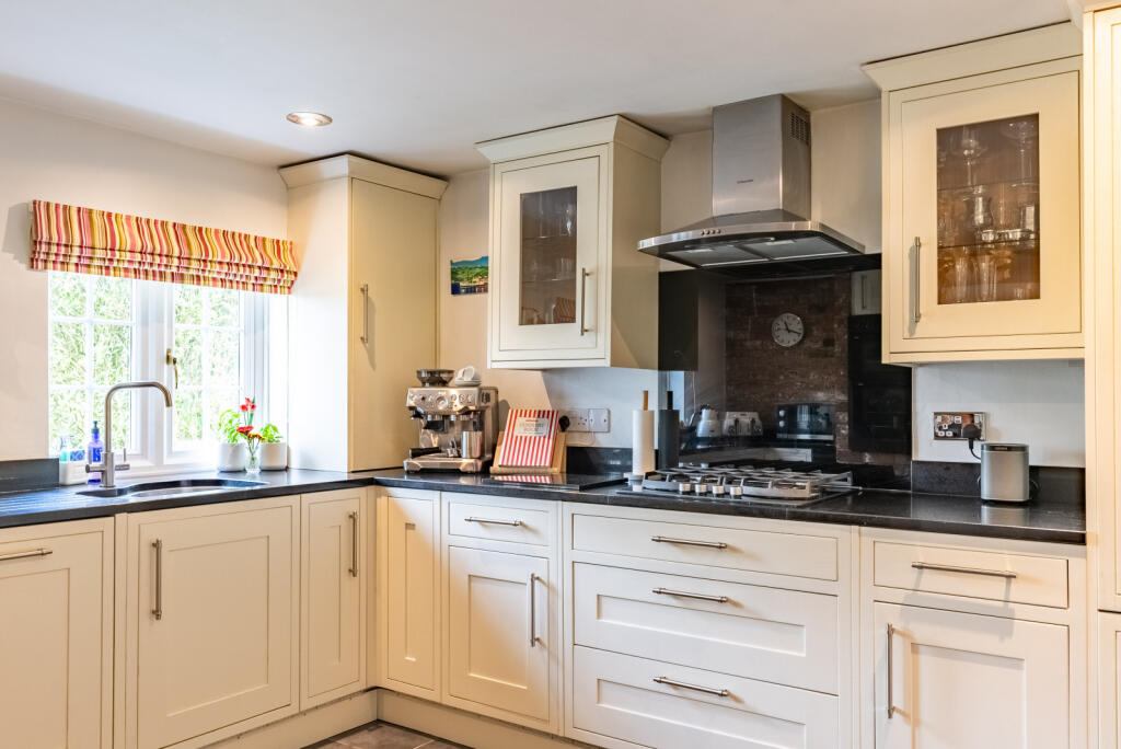 Additional property image - Tyttenhanger Green, Tyttenhanger, St. Albans, Hertfordshire, AL4
