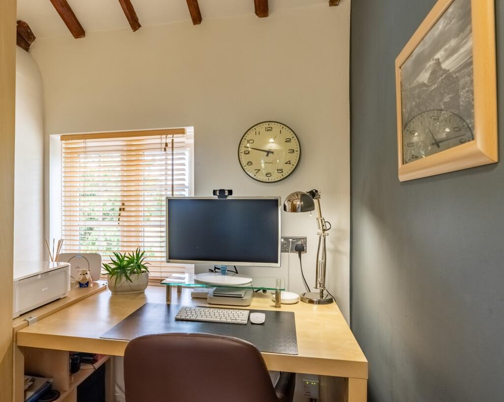 Additional property image - Tyttenhanger Green, Tyttenhanger, St. Albans, Hertfordshire, AL4