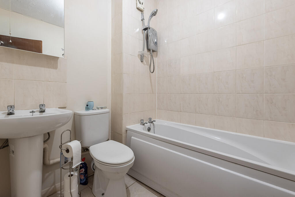 Additional property image - Ashbourne Court, Hill End Lane, St. Albans, Hertfordshire, AL4