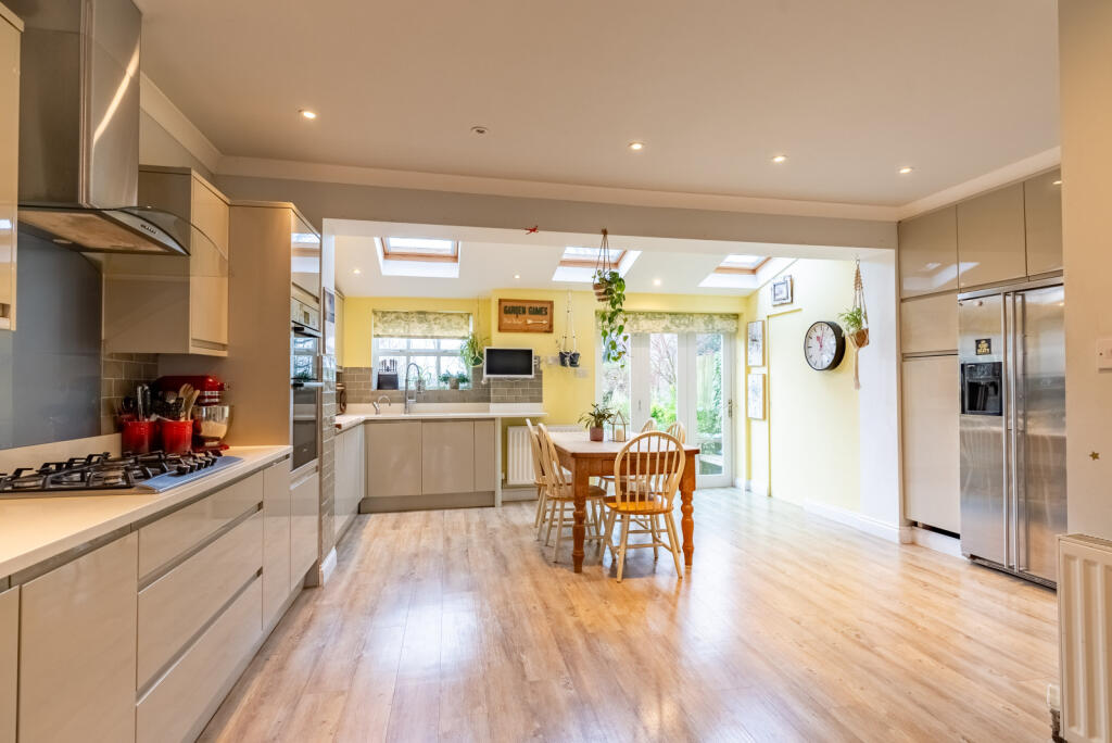 Additional property image - Goldsmith Way, St. Albans, Hertfordshire, AL3
