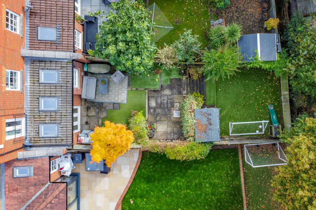 Additional property image - Goldsmith Way, St. Albans, Hertfordshire, AL3