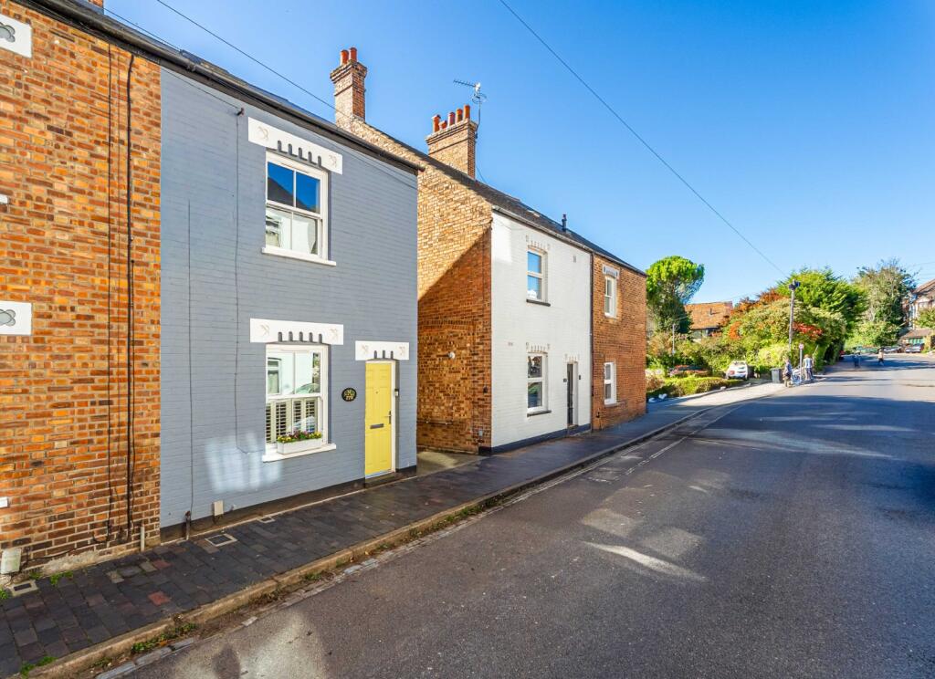 Main image of property: Riverside Road, St. Albans, Hertfordshire, AL1