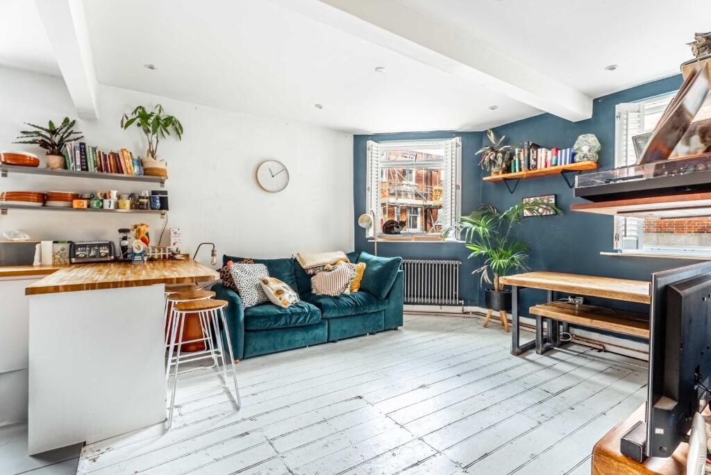 Main image of property: Bedford Road, St. Albans, Hertfordshire, AL1