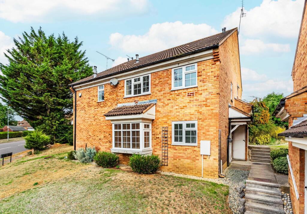 Main image of property: Ashdales, St. Albans, Hertfordshire, AL1