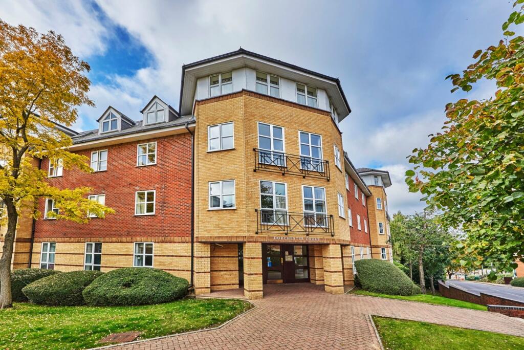 Main image of property: Dexter Close, St. Albans, Hertfordshire, AL1