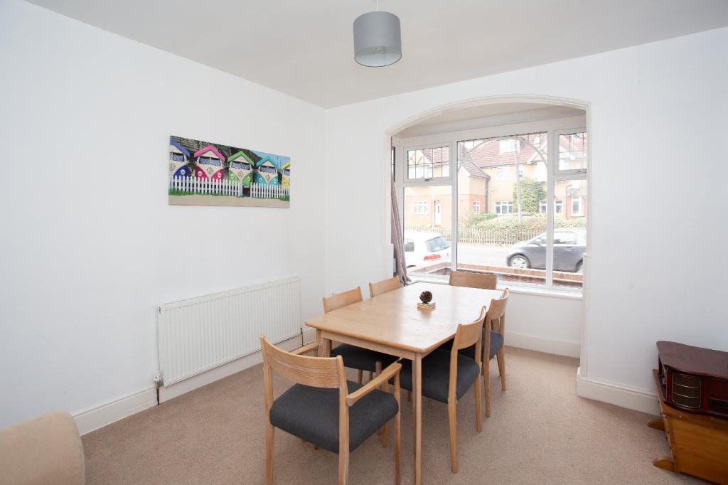 4 bedroom end of terrace house for sale in Sandridge Road, St. Albans