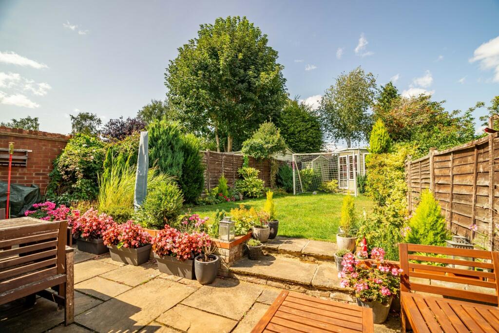 Additional property image - Ver Road, Redbourn, St. Albans, Hertfordshire, AL3