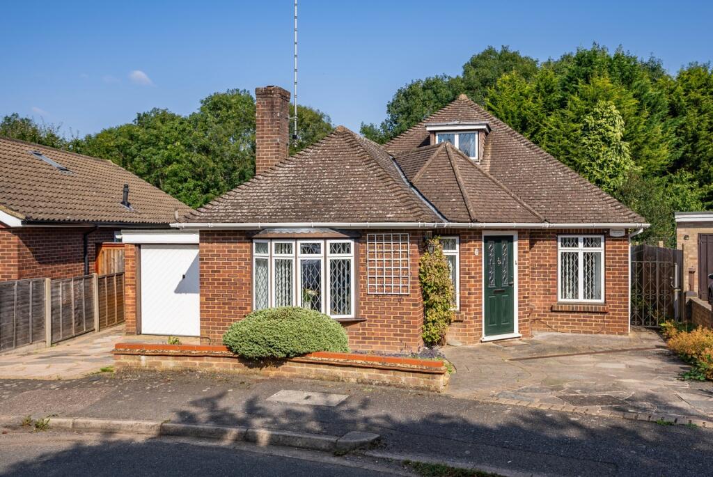 Main image of property: Walkers Close, Harpenden, Hertfordshire, AL5