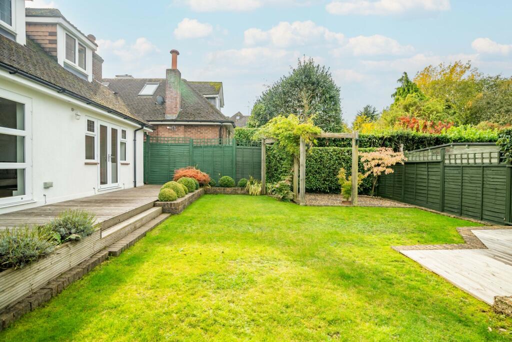 Additional property image - Manland Avenue, Harpenden, Hertfordshire, AL5