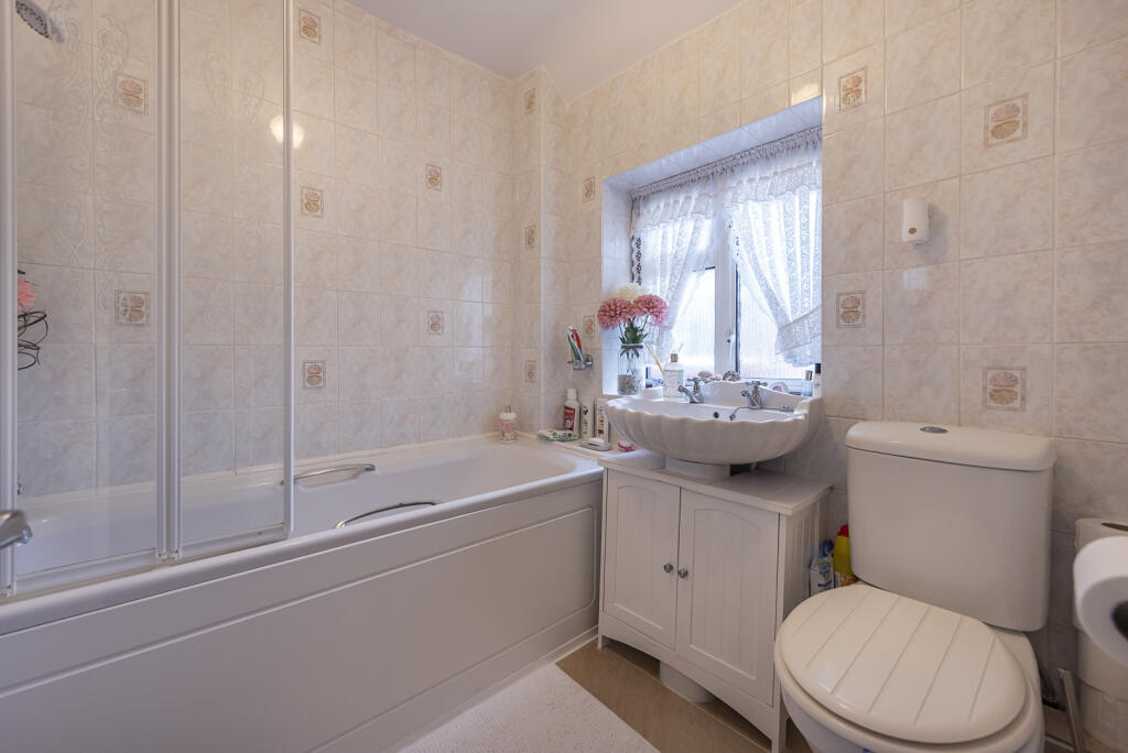 Additional property image - Snatchup, Redbourn, St. Albans, Hertfordshire, AL3