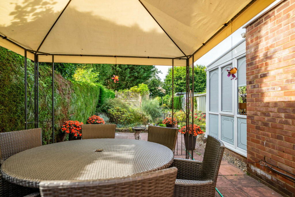 Additional property image - Snatchup, Redbourn, St. Albans, Hertfordshire, AL3