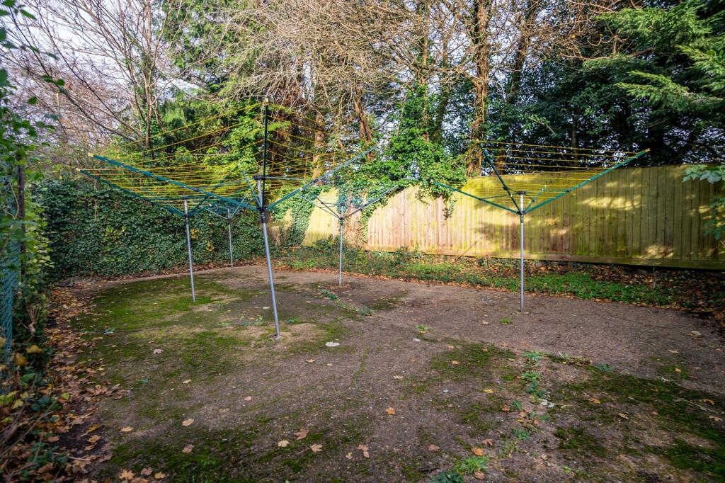 Additional property image - Aysgarth Close, Harpenden, Hertfordshire, AL5