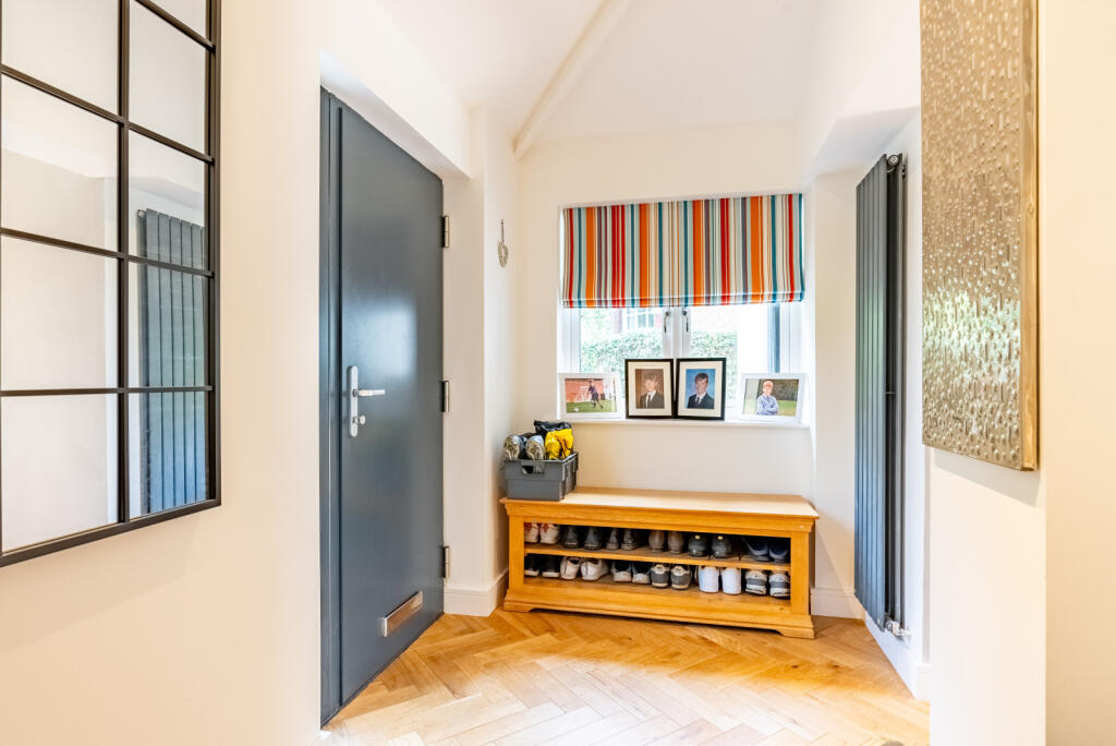 Additional property image - Moreton Avenue, Harpenden, Hertfordshire, AL5