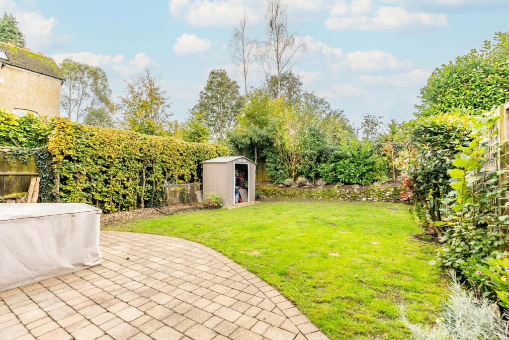 Additional property image - Moreton Avenue, Harpenden, Hertfordshire, AL5