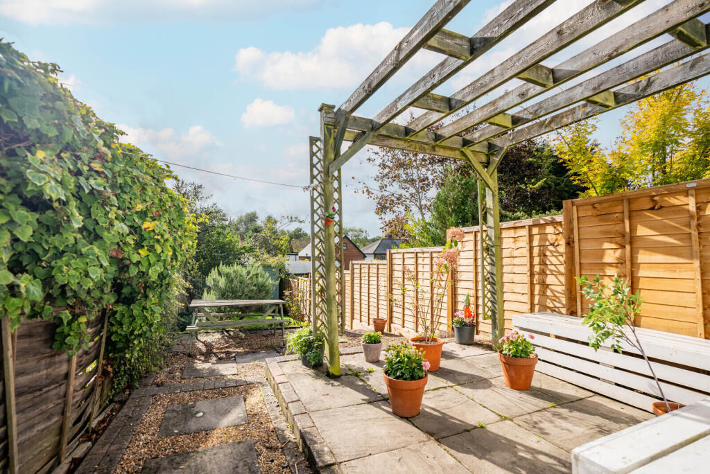 Additional property image - Salisbury Road, Harpenden, Hertfordshire, AL5