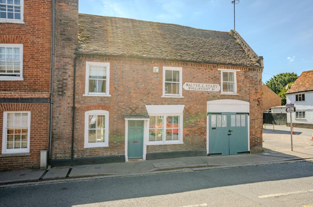 Main image of property: High Street, Markyate, St. Albans, Hertfordshire, AL3