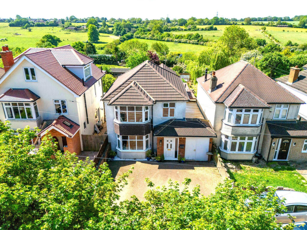 Main image of property: Old Watling Street, Flamstead, St. Albans, Hertfordshire, AL3