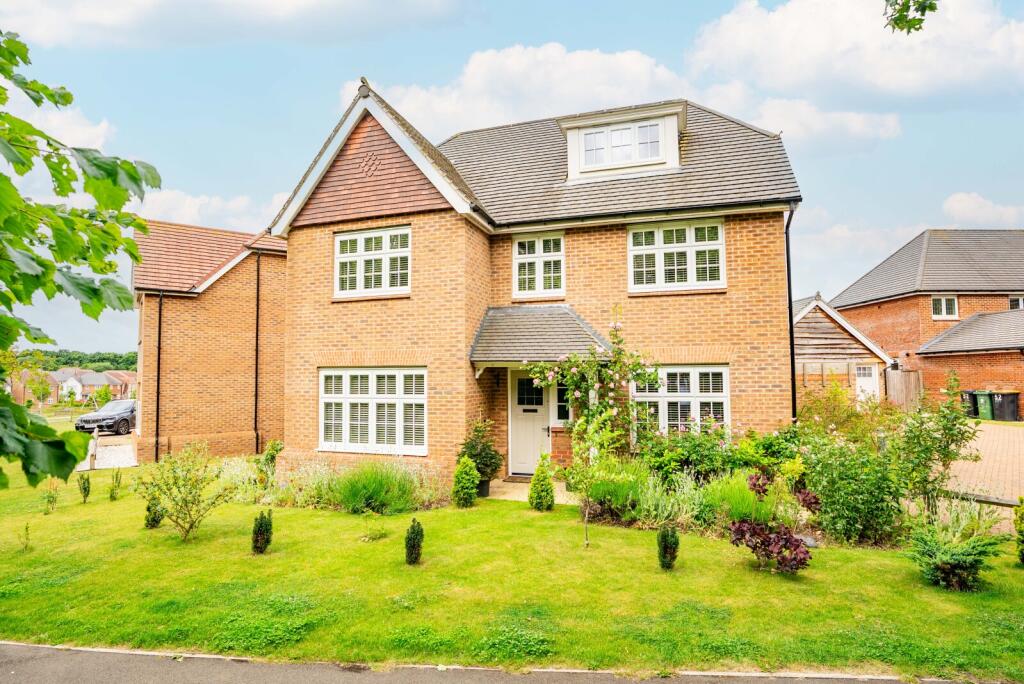 Main image of property: Magpie Meadows, Caddington, Luton, Bedfordshire, LU1