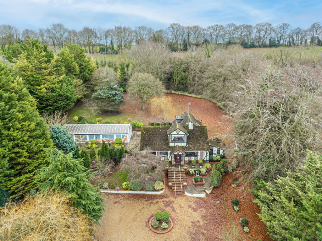 Main image of property: Delmer End Lane, Flamstead, St. Albans, Hertfordshire, AL3