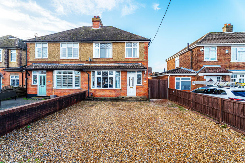 Main image of property: Manor Road, Caddington, Luton, Bedfordshire, LU1