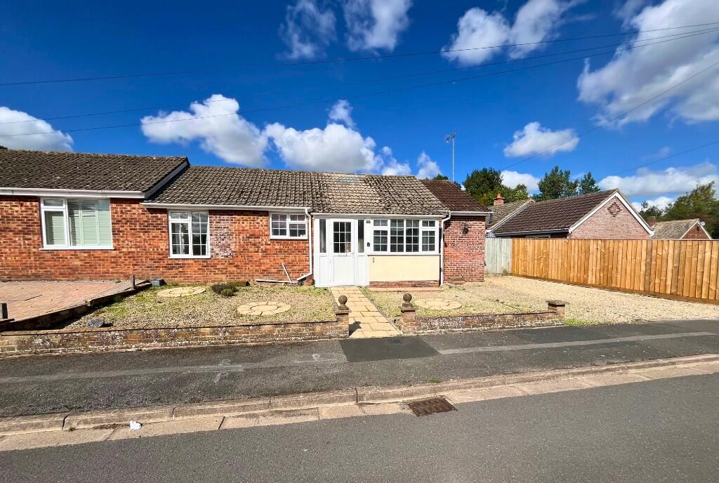 Main image of property: Tubbs Farm Close, Lambourn