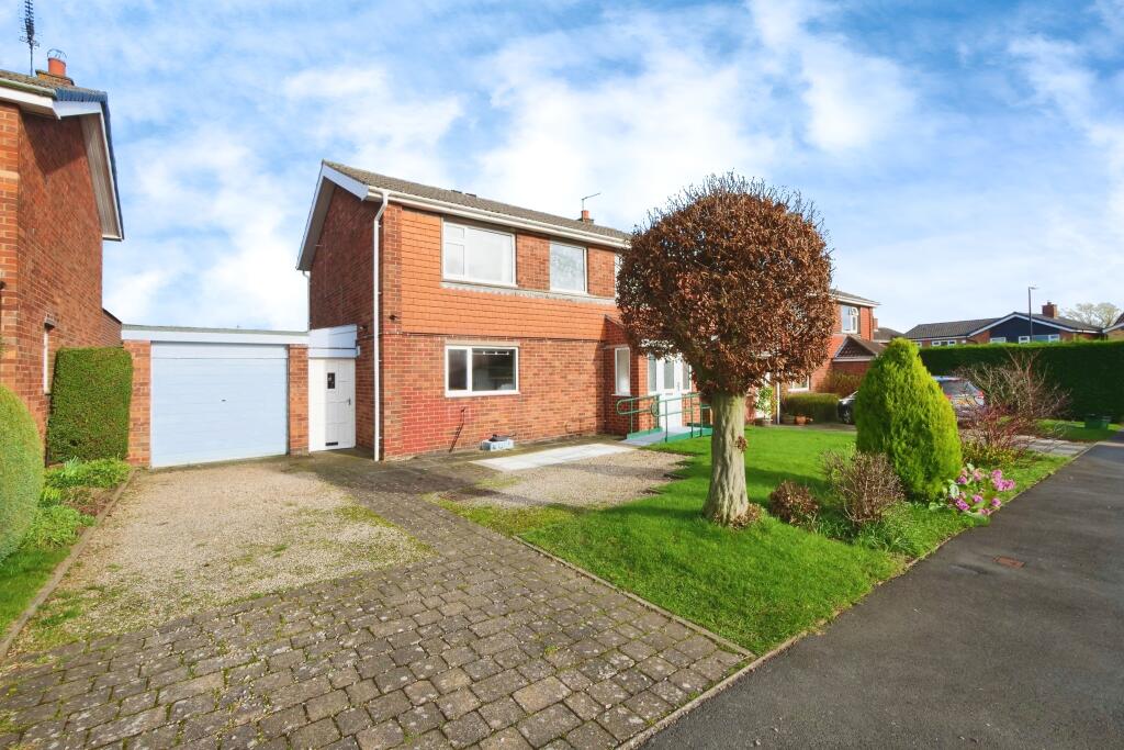Main image of property: St. Nicholas Crescent, Copmanthorpe, York, North Yorkshire, YO23