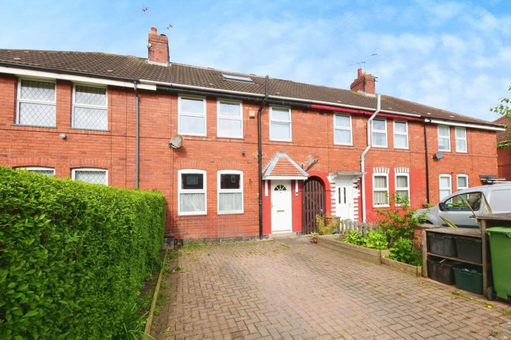 4 bedroom terraced house for sale in Rowntree Avenue, York, North Yorkshire, YO30