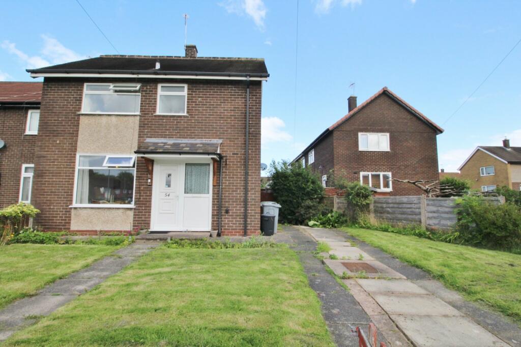 2 bedroom end of terrace house for sale in Spath Lane, Handforth