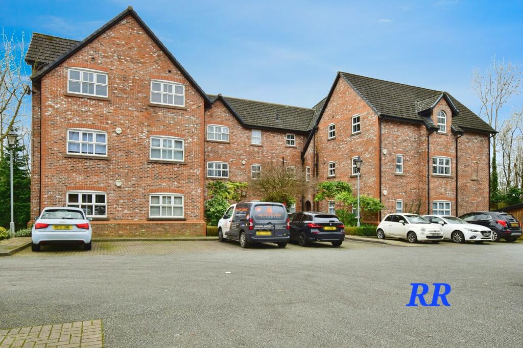 2 bedroom apartment for sale in Swallow Court, Lacey Green, Wilmslow