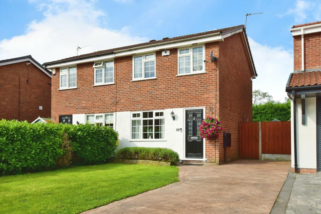 Main image of property: Muirfield Close, Wilmslow, Cheshire, SK9