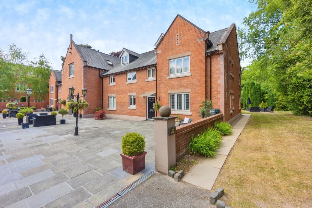 Main image of property: Norcliffe Hall Mews, Wilmslow, Cheshire, SK9