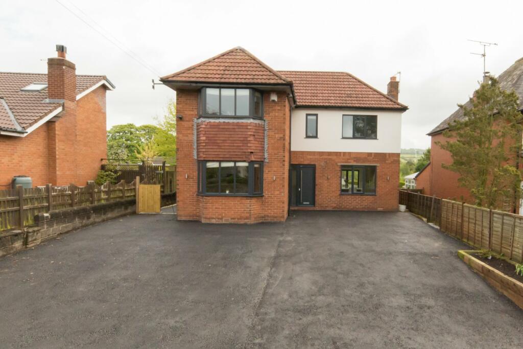4 bedroom detached house for sale in Congleton Edge Road, Congleton