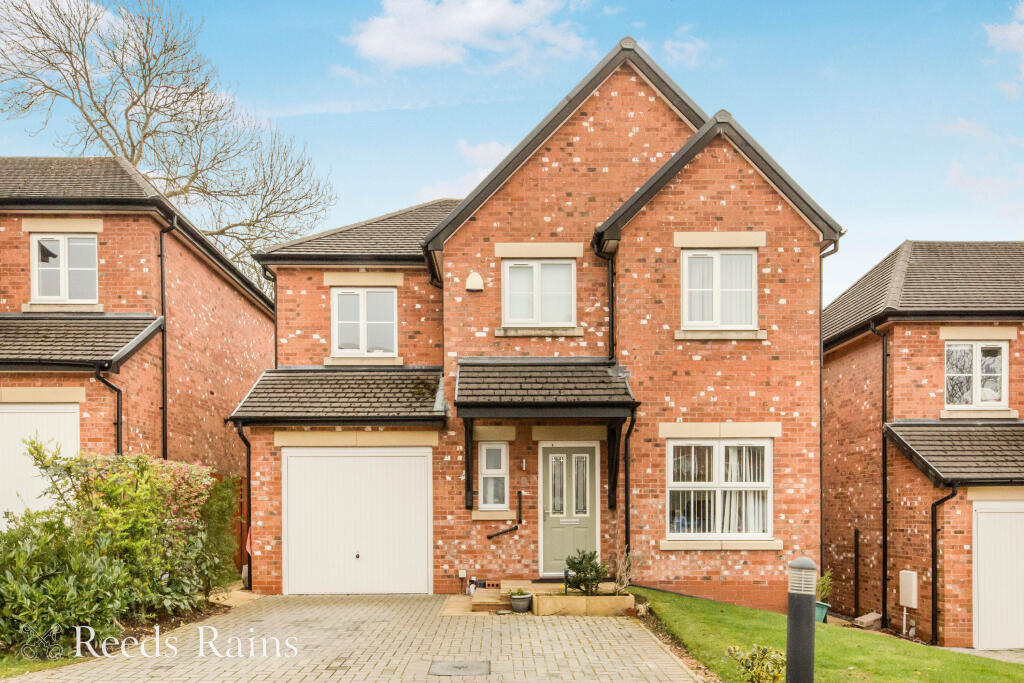 Main image of property: Vicarage Avenue, Congleton, Cheshire, CW12