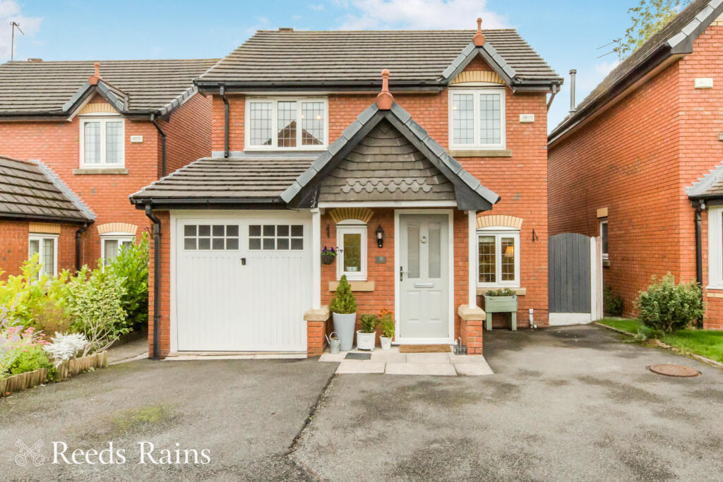Main image of property: Rotherhead Drive, Macclesfield, Cheshire, SK11