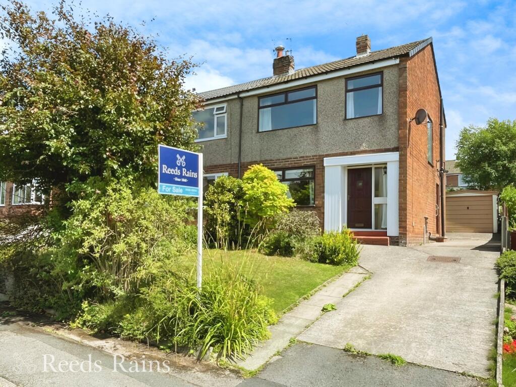 Main image of property: Sunningdale Road, Macclesfield, Cheshire, SK11
