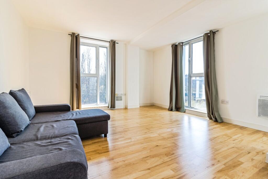 Main image of property: Dalton Street, Manchester, M40