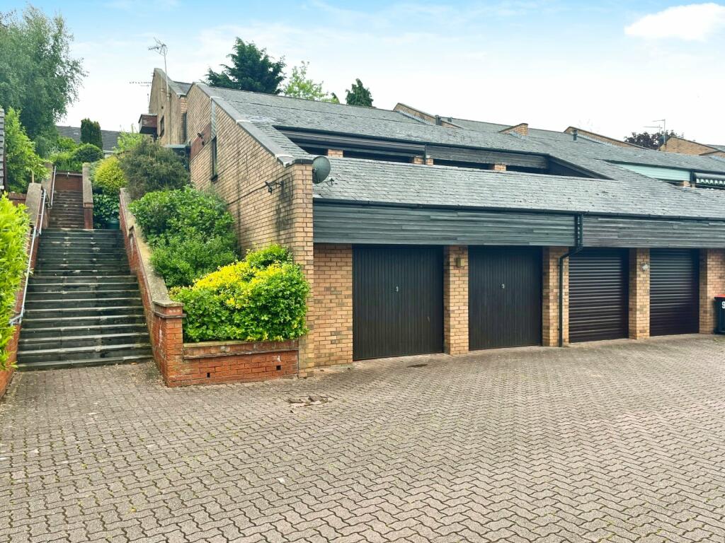 2 bedroom apartment for sale in The Downs, Cuddington, Northwich