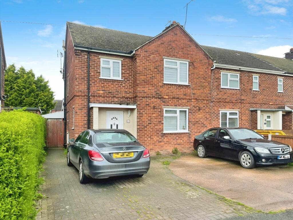 3 bedroom semidetached house for sale in Chadwick Road, Middlewich