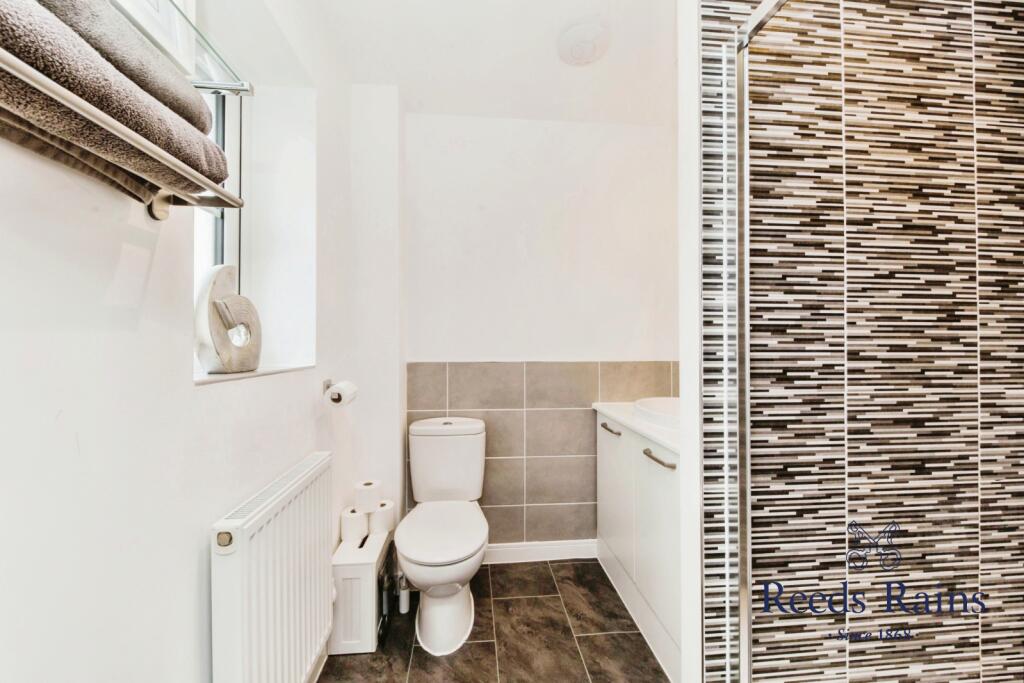 Additional property image - Severn Way, Holmes Chapel, Crewe, Cheshire, CW4